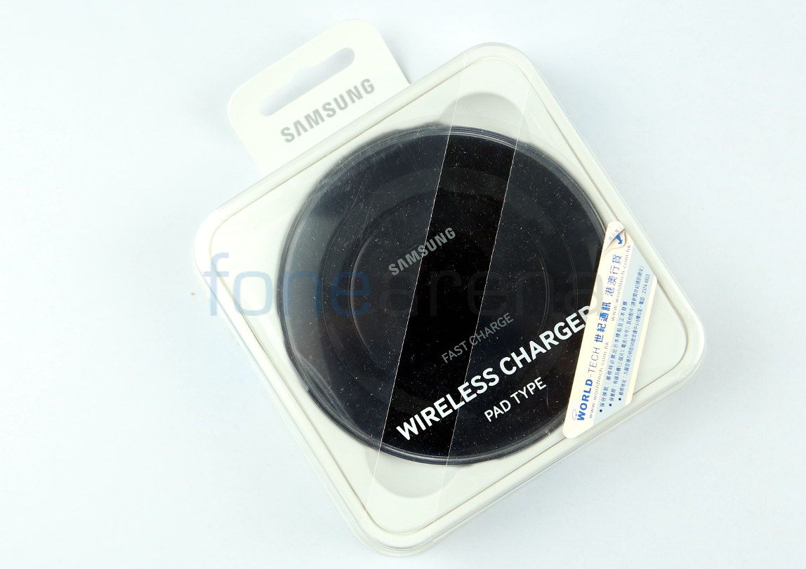Samsung Fast Charge Wireless Pad Unboxing