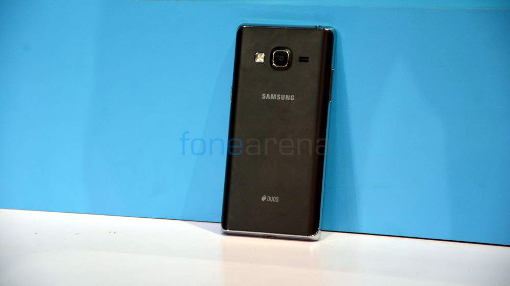 Samsung Z3 Hands On and Photo Gallery