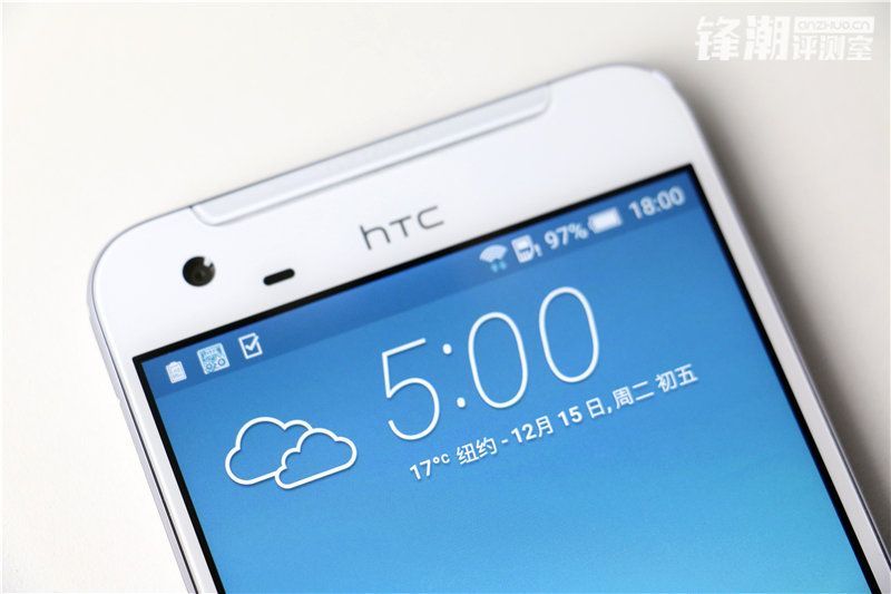 HTC-One-X9-photo-shoot-leak