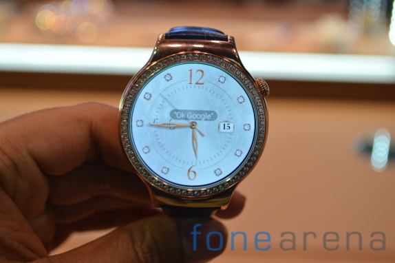 Huawei hot sale smartwatch swarovski