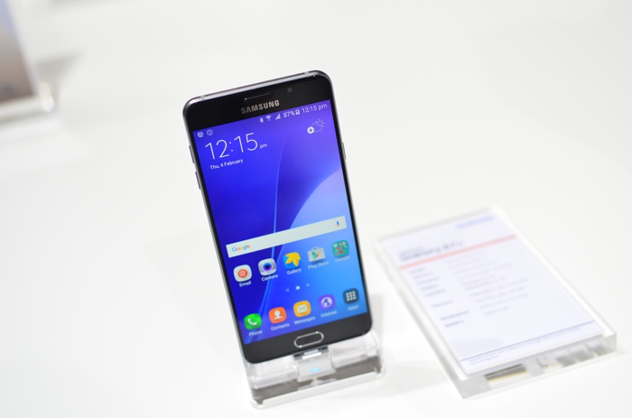 Samsung Galaxy A7 2016-01