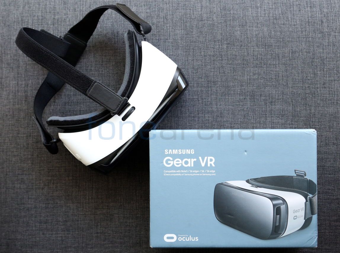 Samsung Gear VR Unboxing