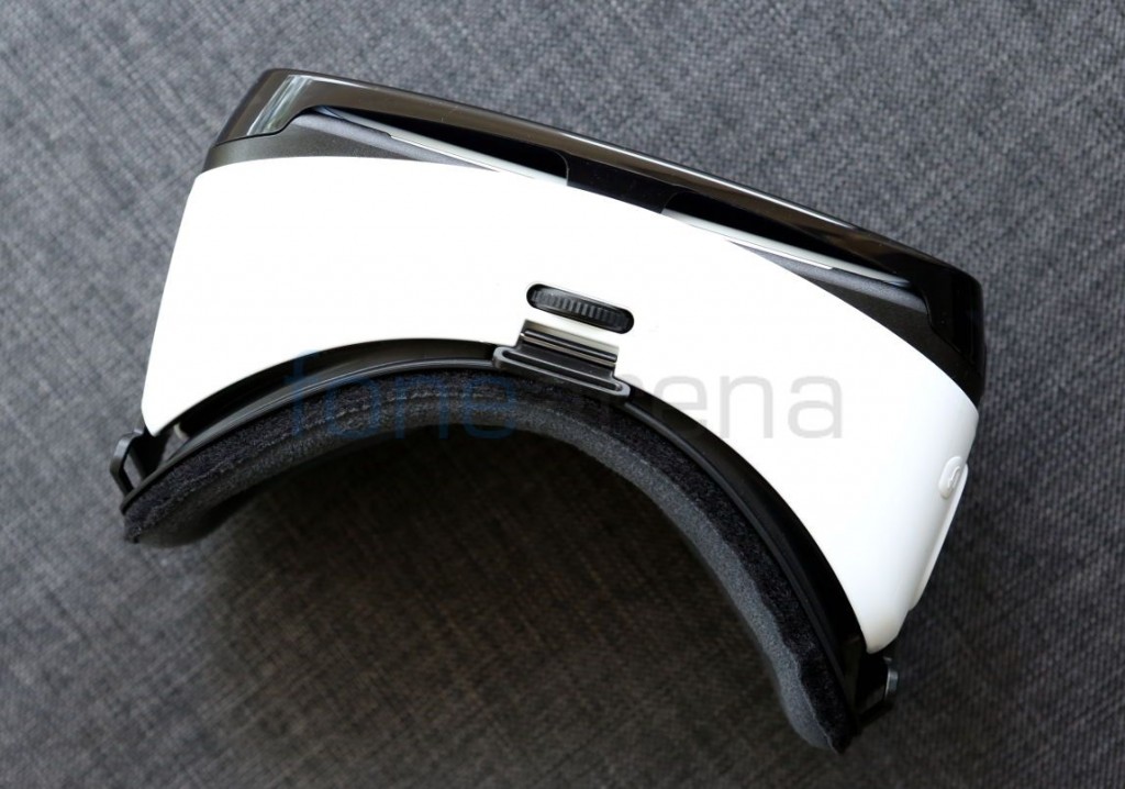 Samsung Gear VR_fonearena-05