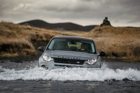 Land Rover Explores New Terrain in Consumer Smartphone Technology with Bullitt Group (PRNewsFoto/Bullitt Group)