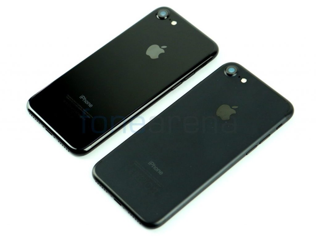 apple-iphone-7-jet-black_fonearena-06