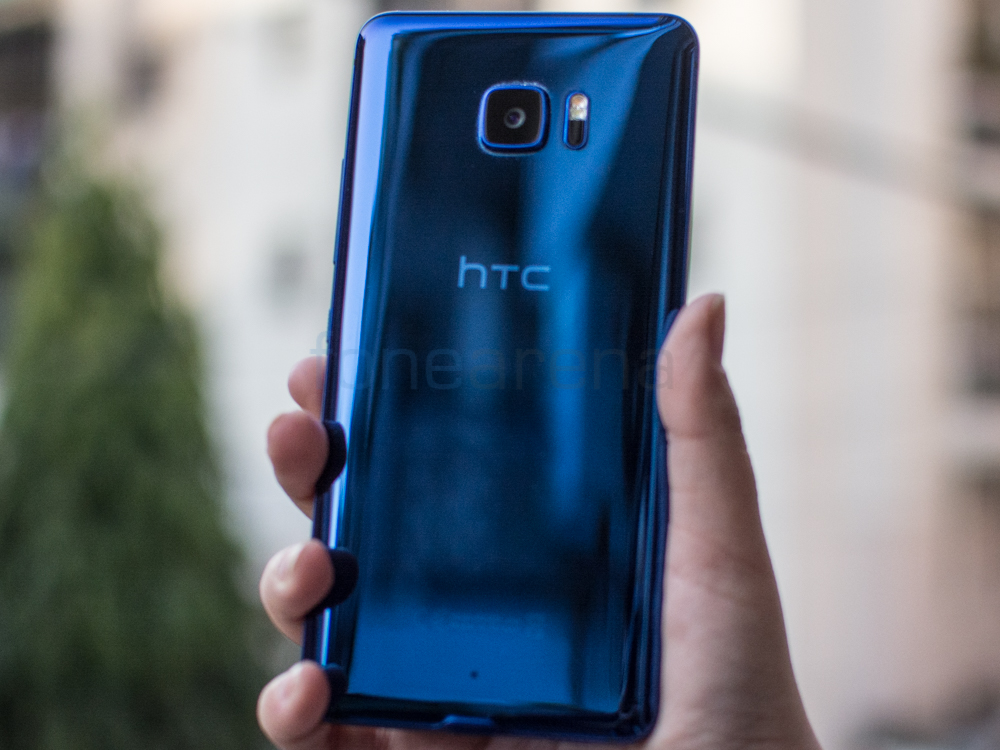 HTC U Ultra Review -1