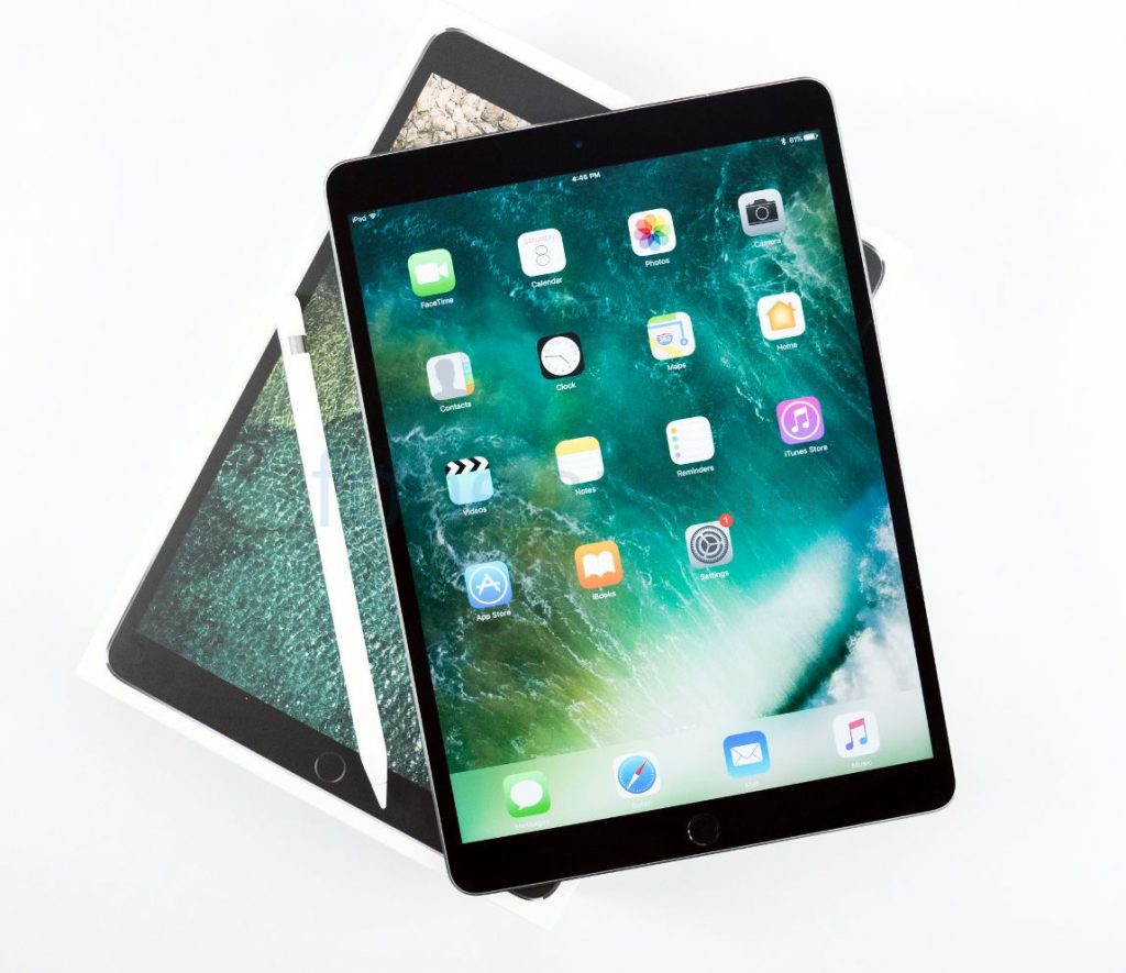 Apple iPad