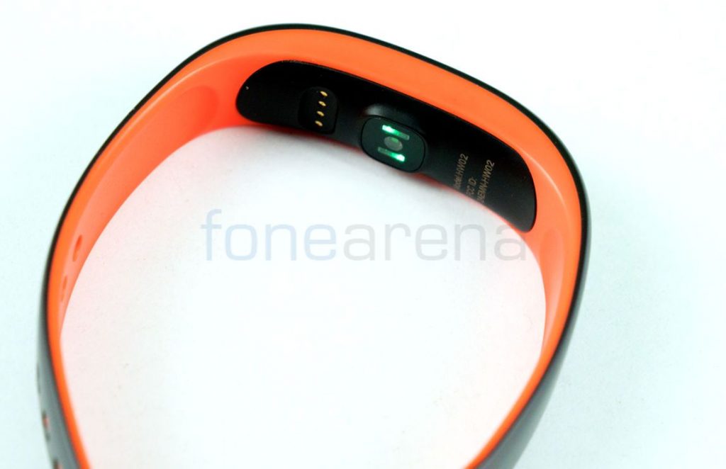 Lenovo HW02 Smart Wristband_fonearena-05