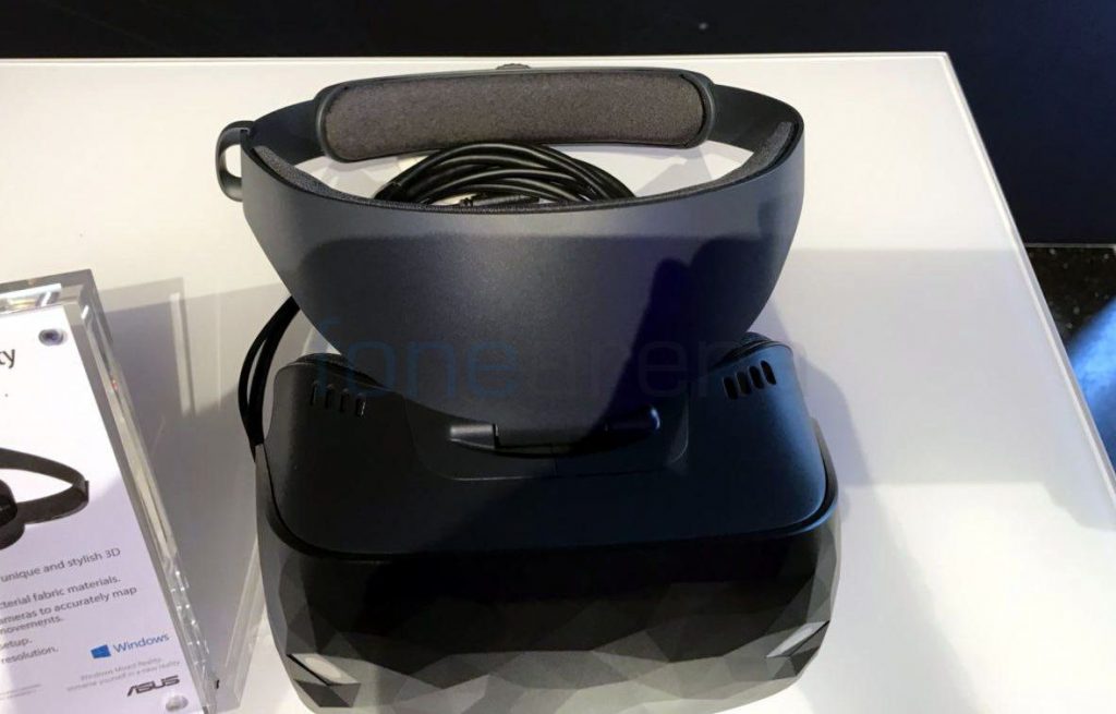 ASUS Windows Mixed Reality headset_fonearena-3