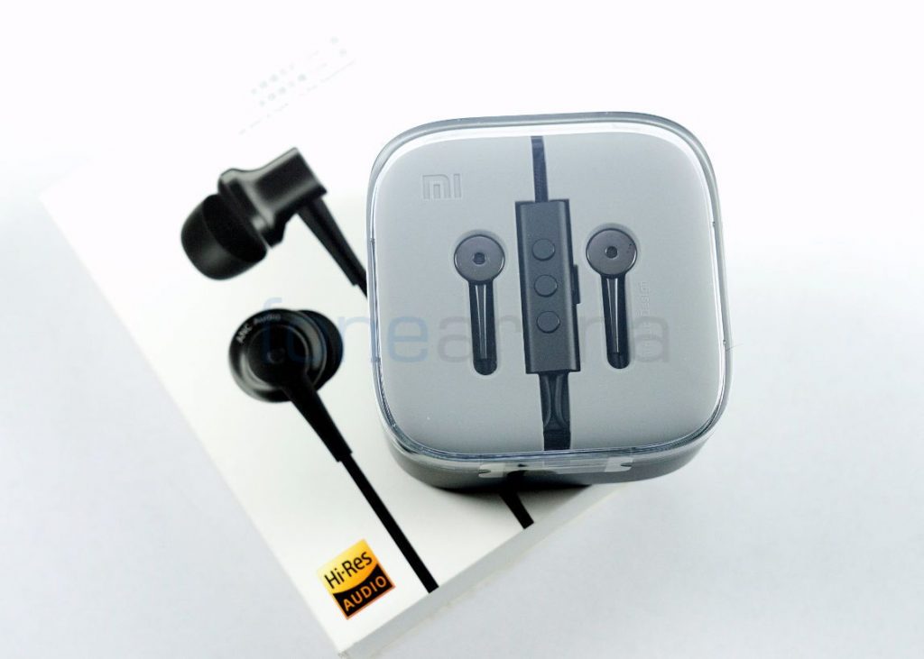 xiaomi in ear noise cancelling