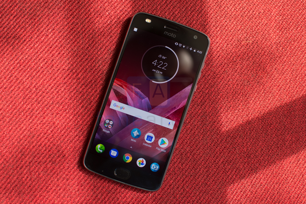 Android-8.0-Oreo-phones-Moto-Z2-Play