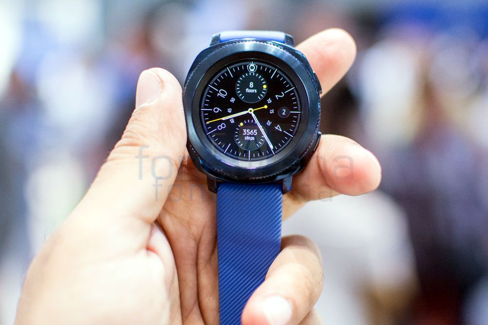 Samsung gear best sale sport smartwatch bands