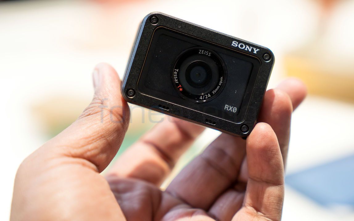 sony ultra slim camera