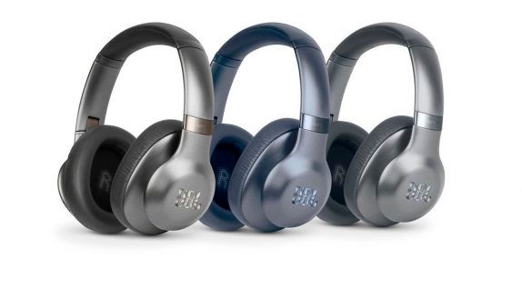 JBL Everest wireless headphones with Google Assistant Endurance