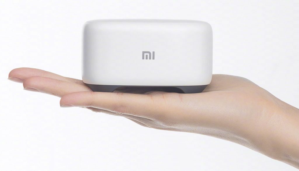 mi voice assistant speaker