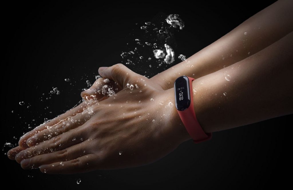 Indian wearables shipments cross 1 million in Q2 2018, Xiaomi leads with 45.8% share: IDC