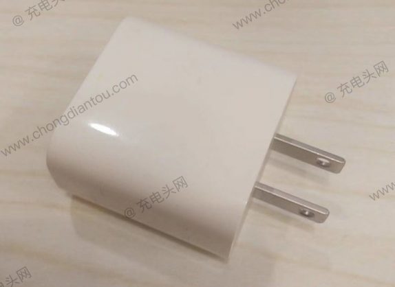 Apple 18w Charger-2