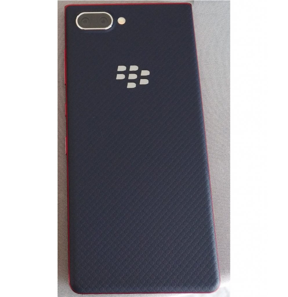 BlackBerry KEY2 Lite with dual rear cameras surfaces in live image, could be announced at IFA 2018 [Update: Will launch as KEY2 LE]