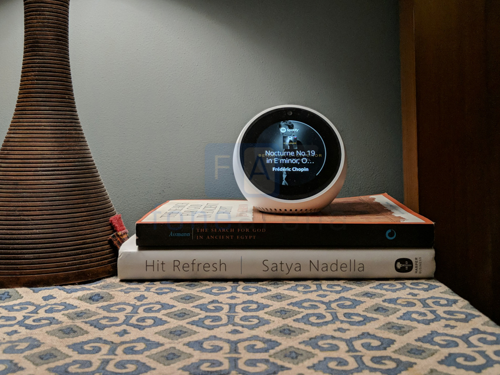 How does best sale echo spot work