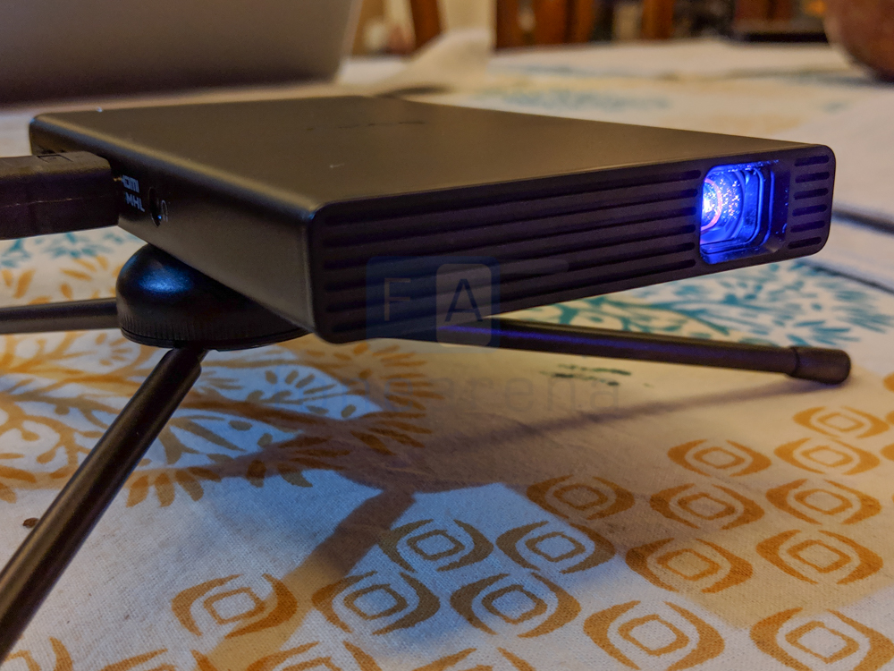 sony hd pico projector