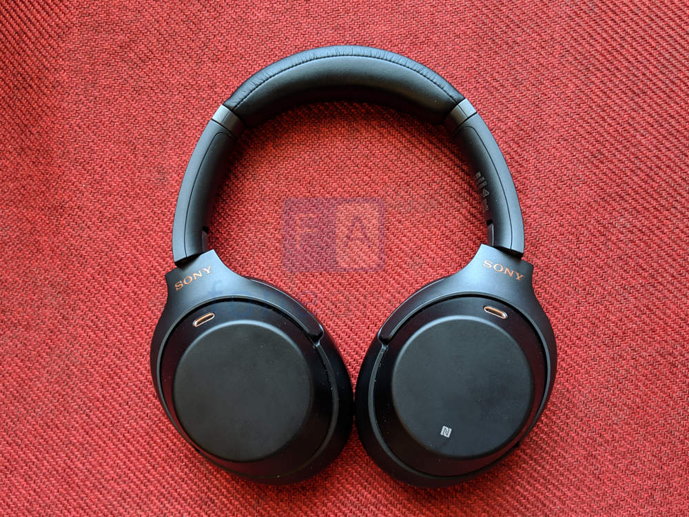 Sony xm3 headphones review hot sale