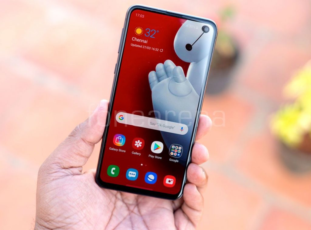 Samsung Galaxy S10e review: Better biometrics and ergonomics than