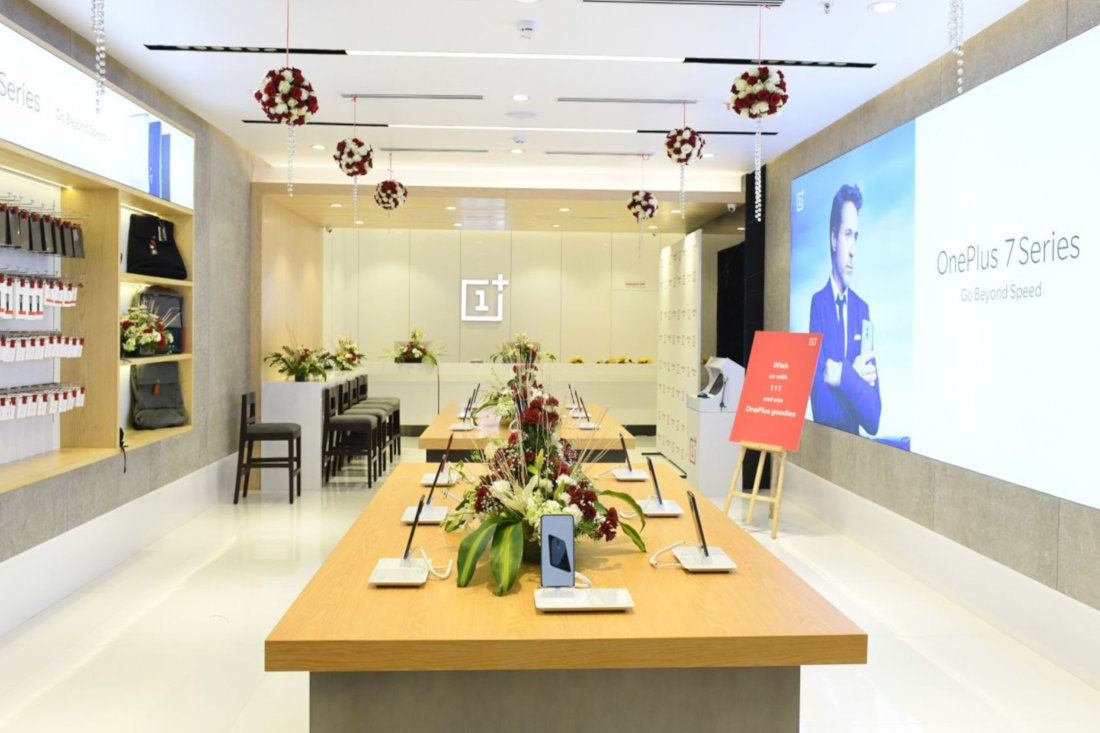 oneplus showroom electronic city