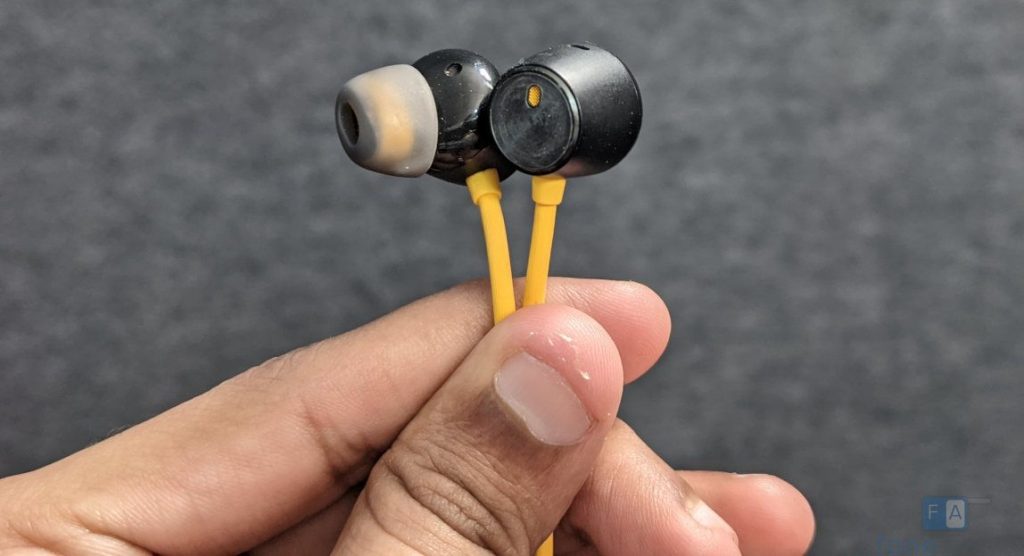 Realme buds discount wireless pro earphones