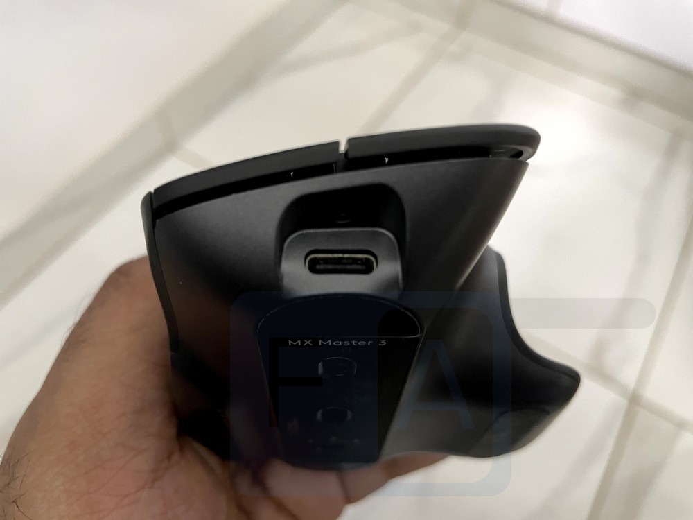 a 3rd party wireless mouse for mac without usb needed