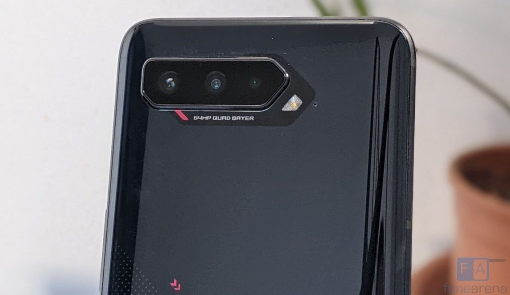 ASUS ROG Phone 5 Unboxing and First Impressions