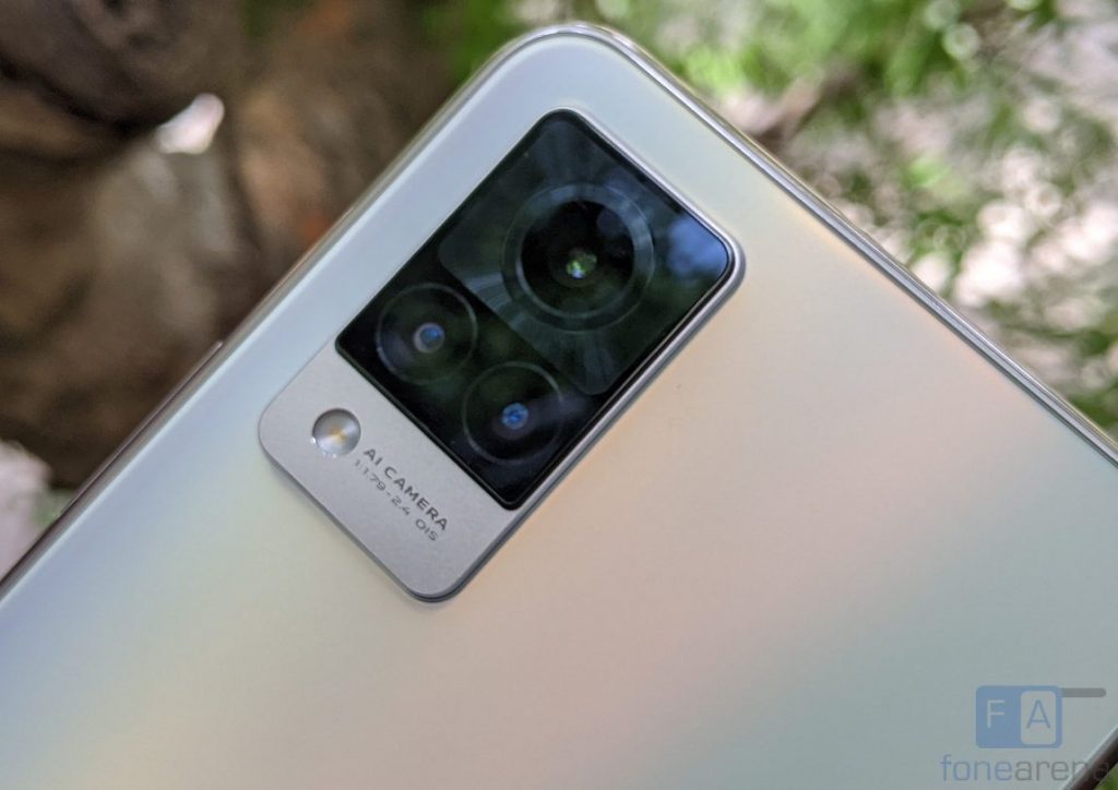 Vivo V21 5G smartphone review - Strong cameras on both sides