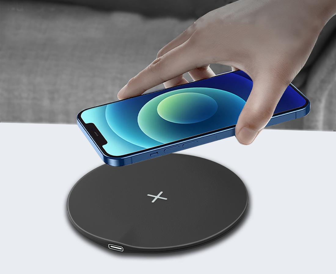 Stuffcool WC630 15W wireless charger with bundled 18W Adapter launched