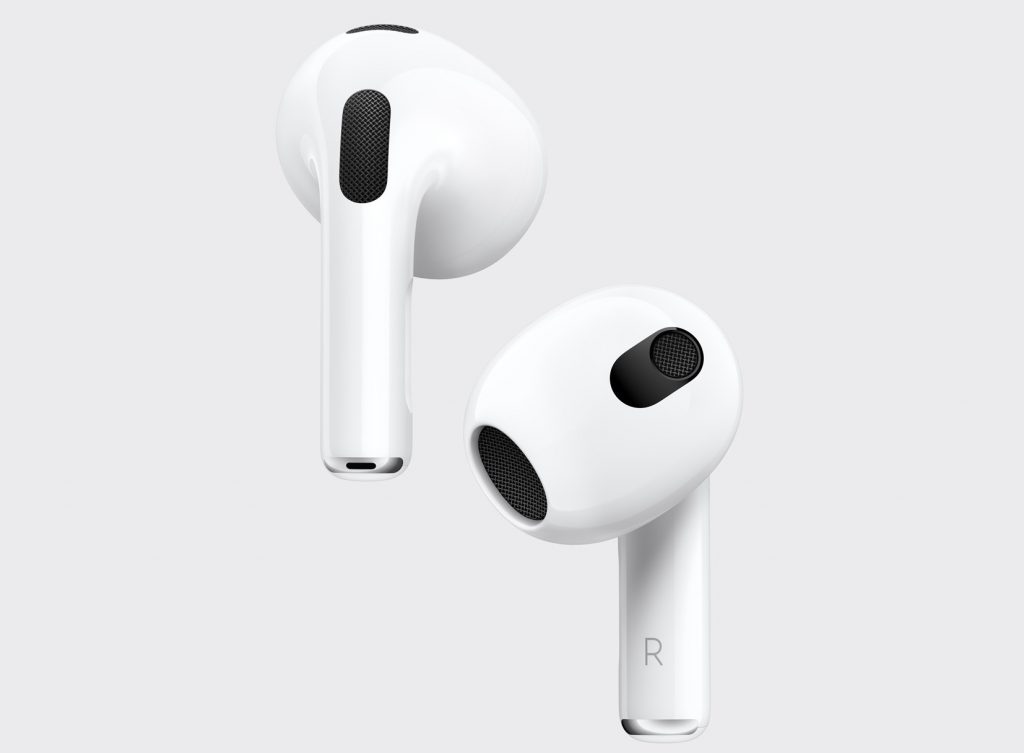 Apple EarPods with Remote and Mic, USB-C, 2023, White