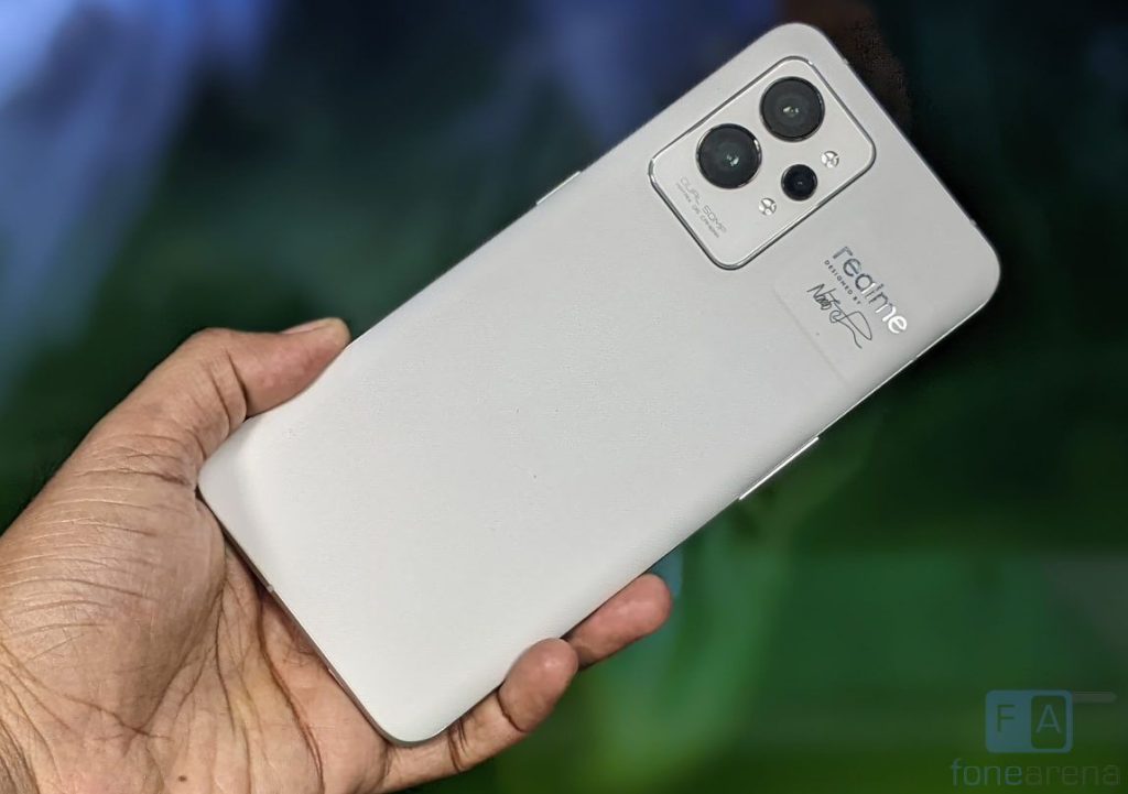 Realme GT 2 Pro is one of the first devices to receive Google's Performance  Class 12 certification