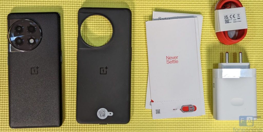 OnePlus 11 Unboxing! 