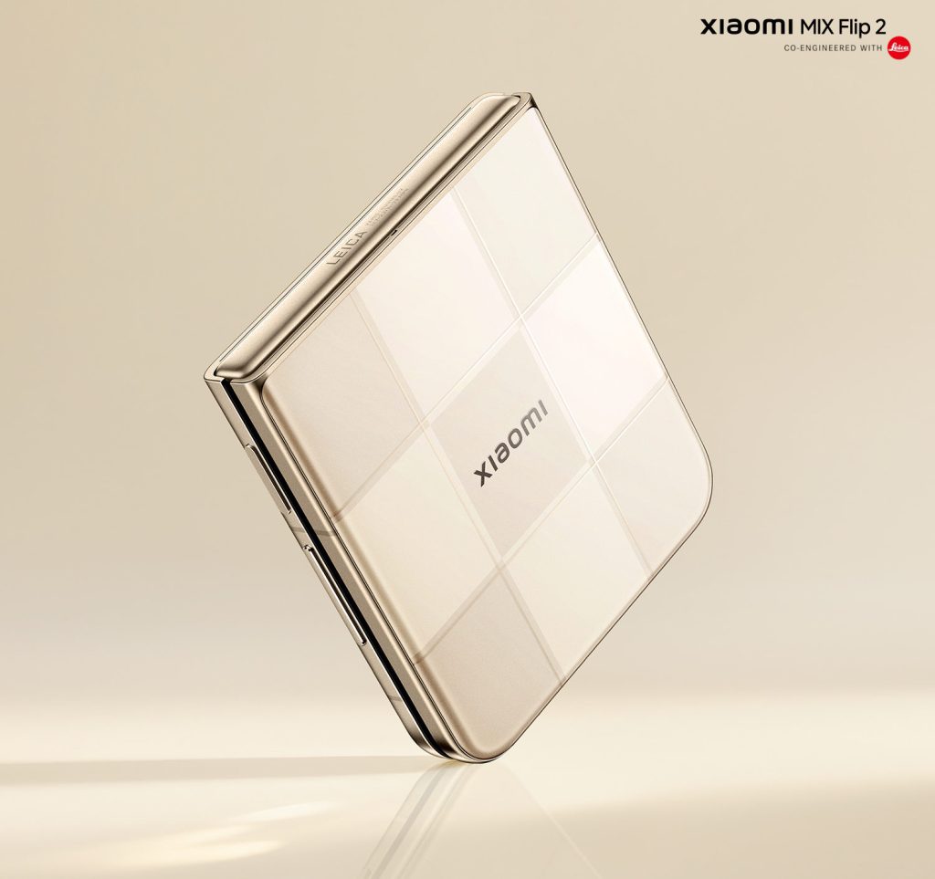 Xiaomi Mix Flip 2: Snapdragon 8 Elite, Leica Camera & 5,165mAh Battery 3 Xiaomi MIX Flip 2: 4.01″ outer display, Snapdragon 8 Elite, 5165mAh battery confirmed