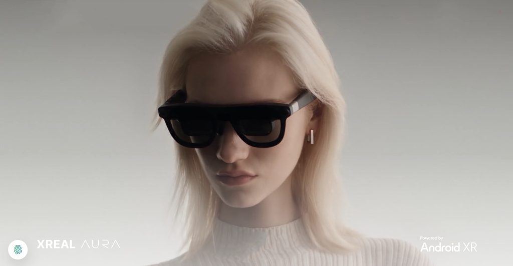 XREAL AURA