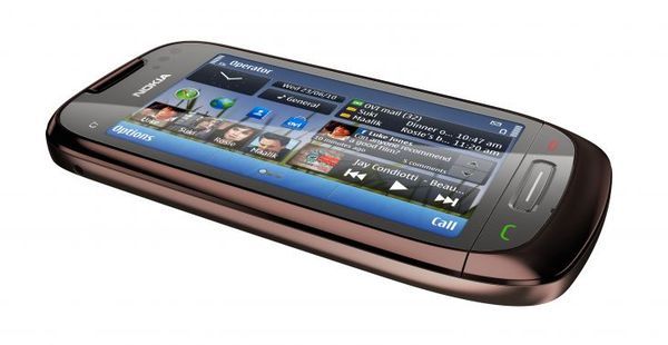 Nokia C7