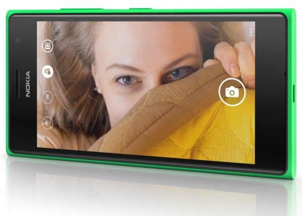 Nokia Lumia 735